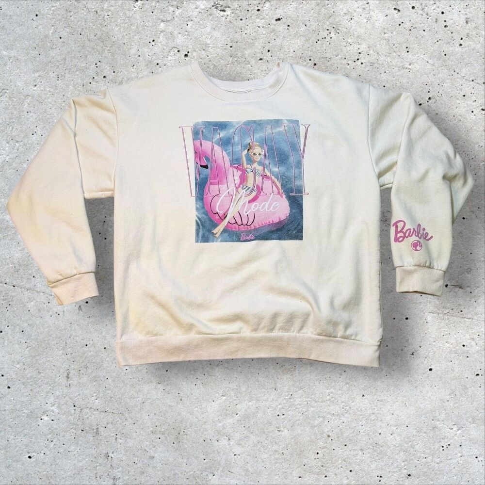 Barbie Vacay Mode Sweatshirt Women’s Size L Cream Pullover Graphic Crewneck